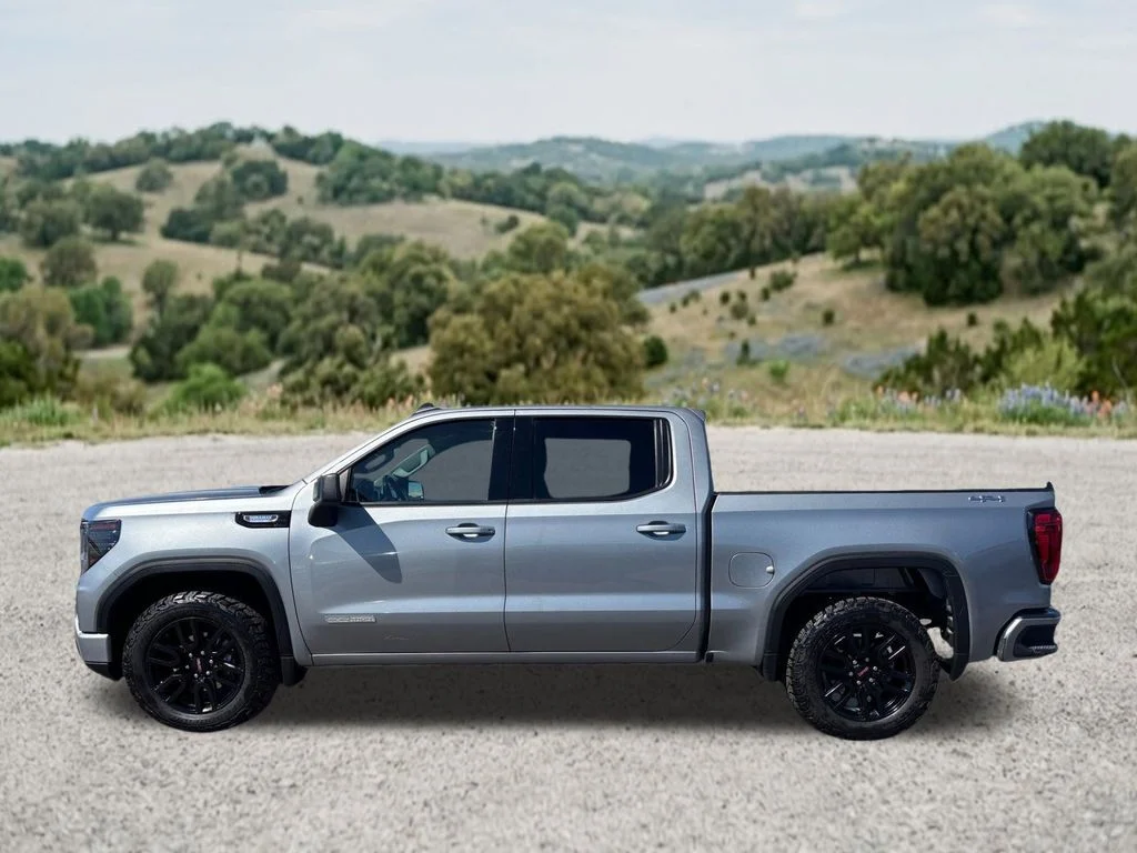 Used 2023 Silver GMC Elevation image 4
