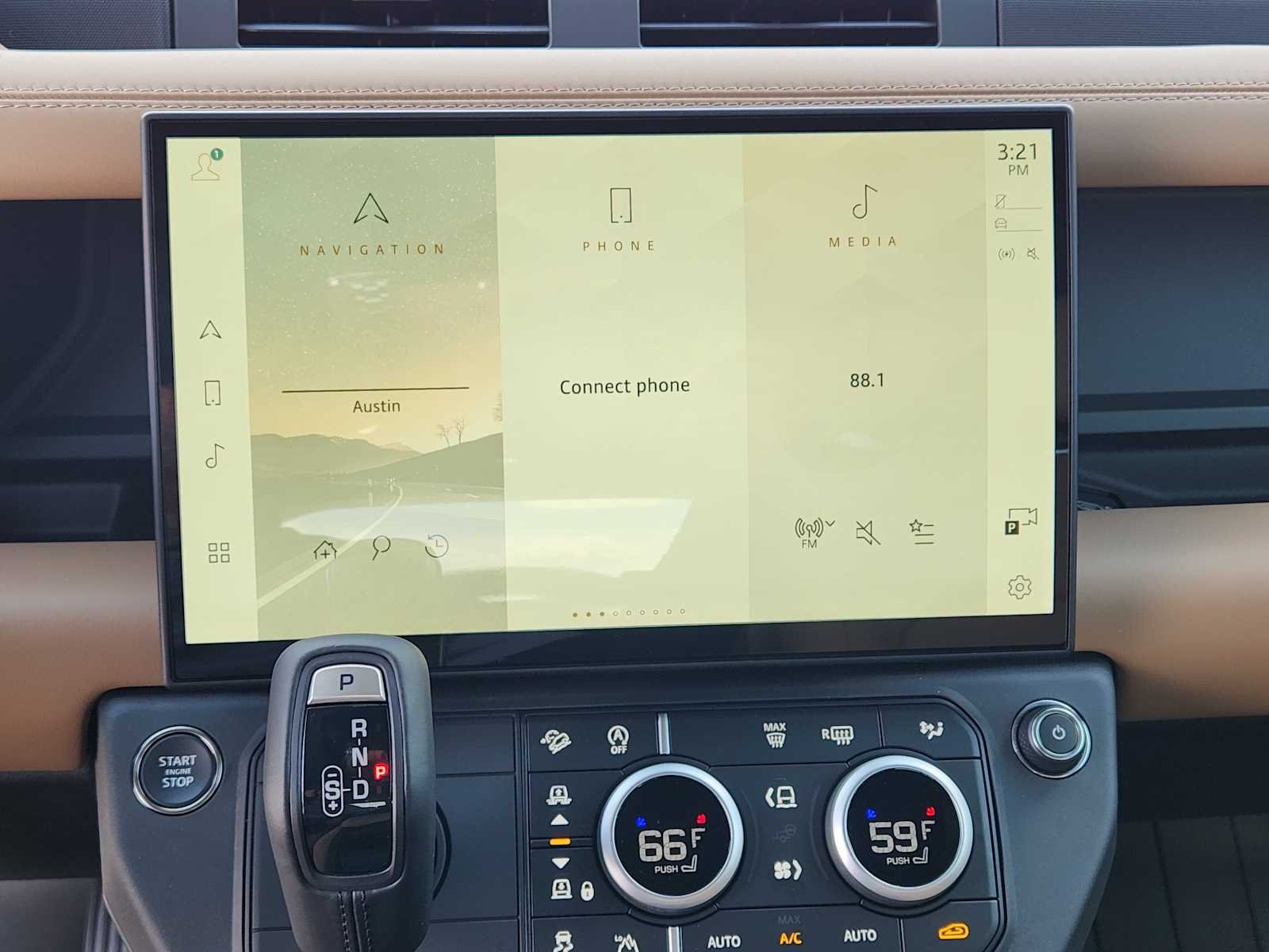 New 2026 Fuji White LAND ROVER X-Dynamic SE image 16