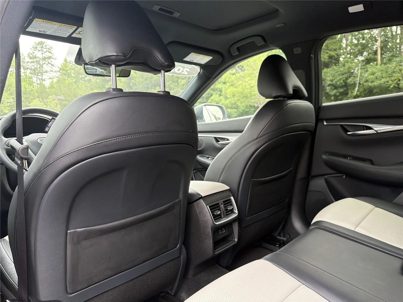 Certified Used 2025 Hermosa Blue INFINITI LUXE image 26