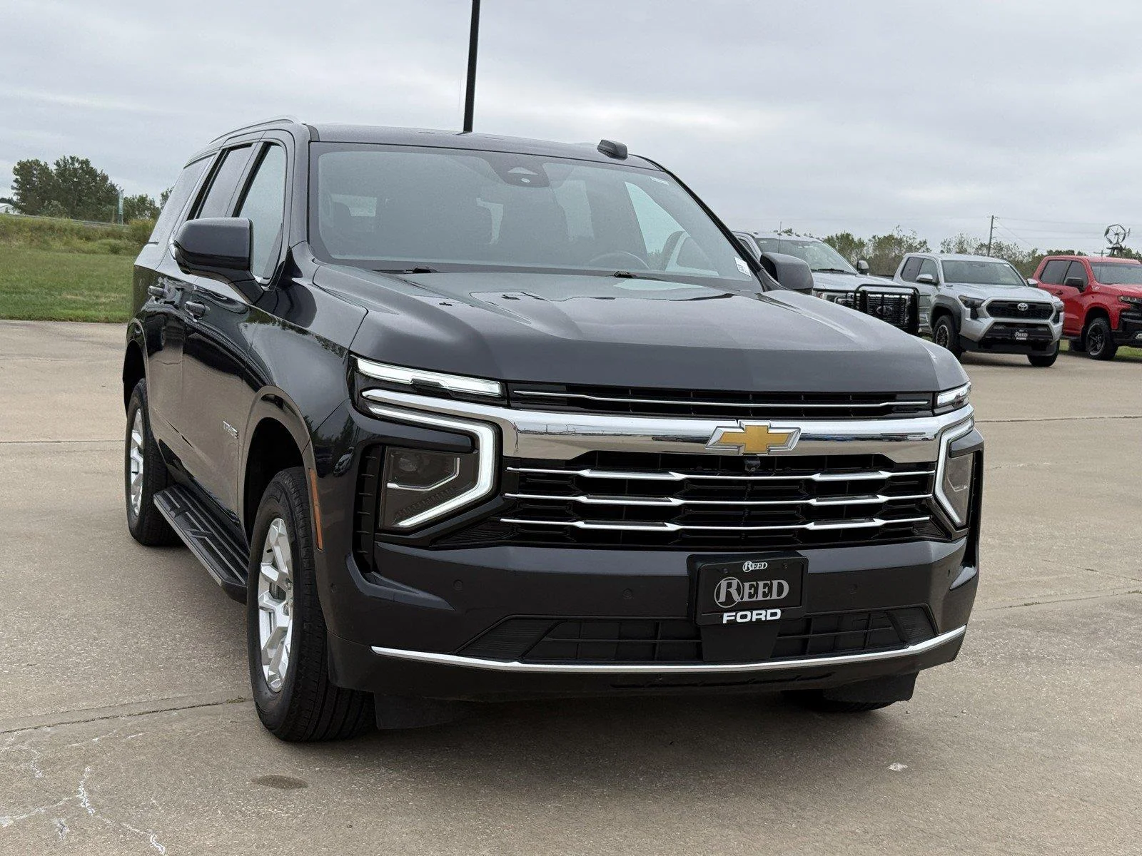 Used 2025 Chevrolet Tahoe LT with VIN 1GNS6NRD4SR177571 for sale in Kansas City