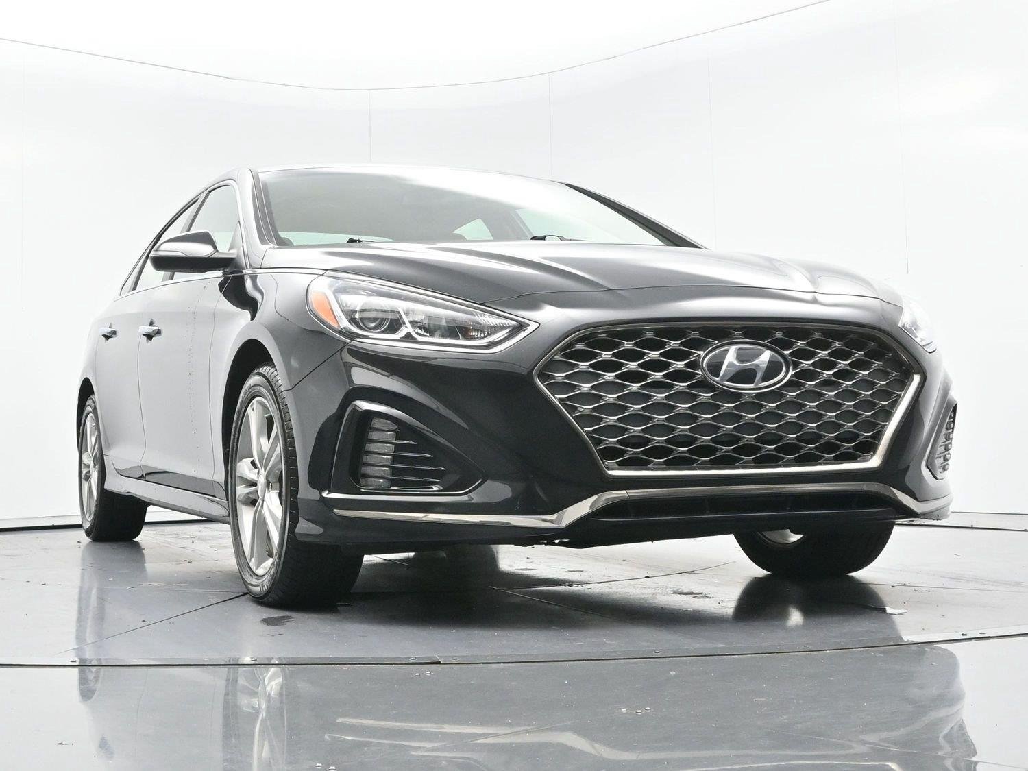Used 2019 Phantom Black Hyundai SEL image 44
