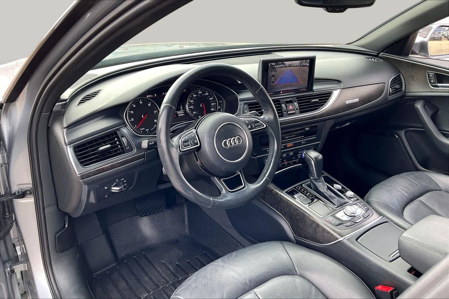 Used 2018 Florett Silver Metallic Audi Premium Plus image 17
