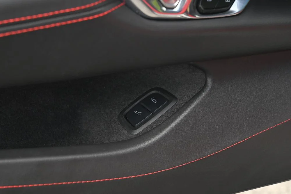 Used 2020 Black Chevrolet Stingray image 28