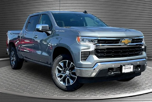 New 2026 Sterling Gray Metallic Chevrolet LT image 2