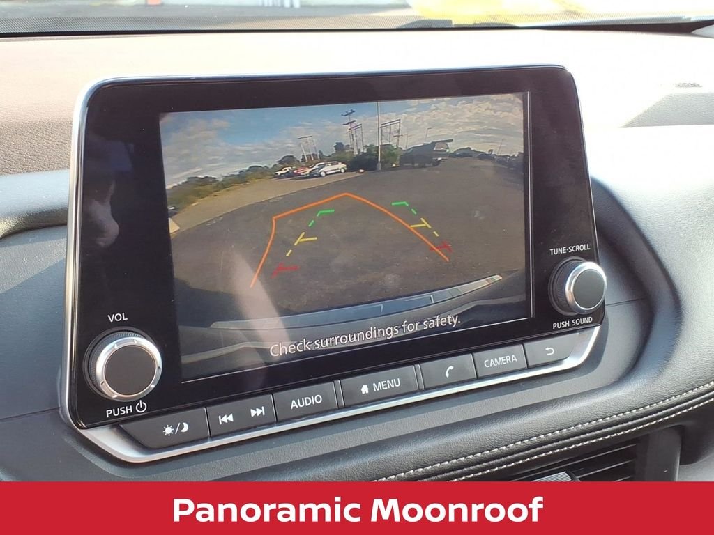Used 2023 Brilliant Silver Metallic Nissan SV PREMIUM W/PANORAMIC SUNROOF image 16