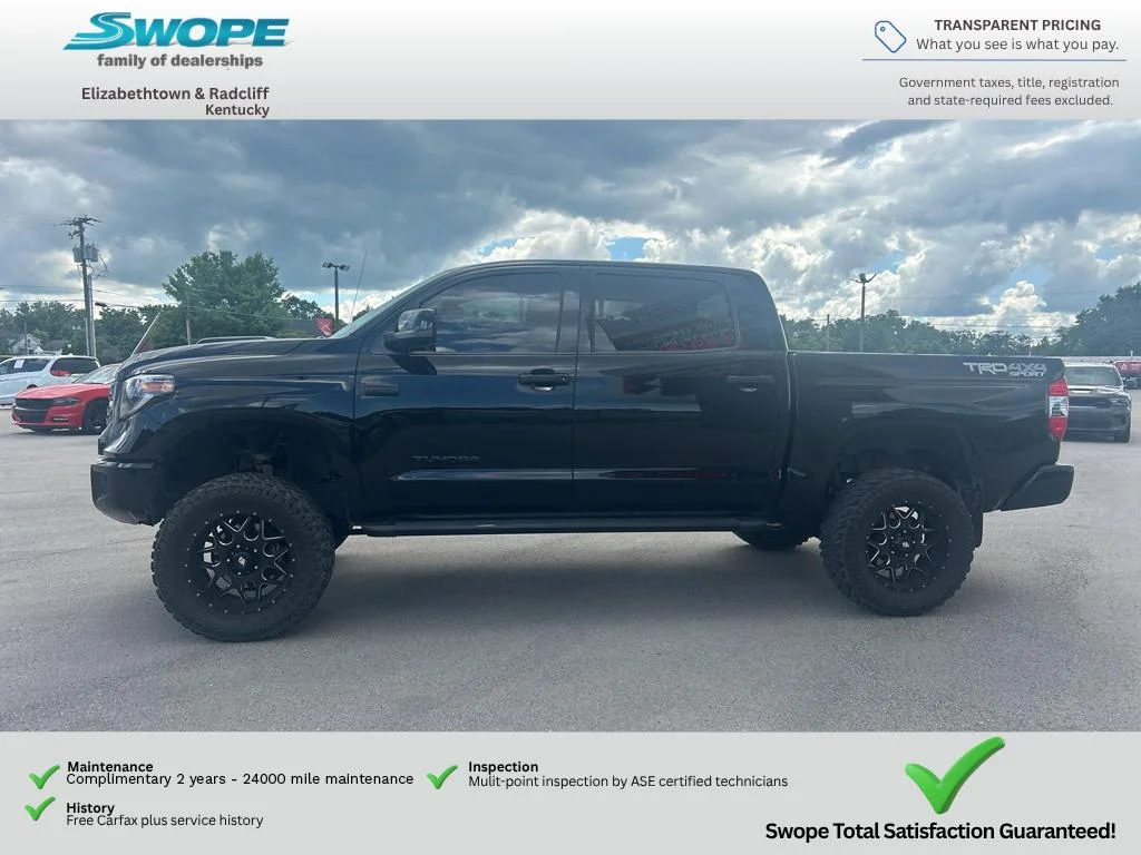 Used 2019 Midnight Black Metallic Toyota SR5 image 4