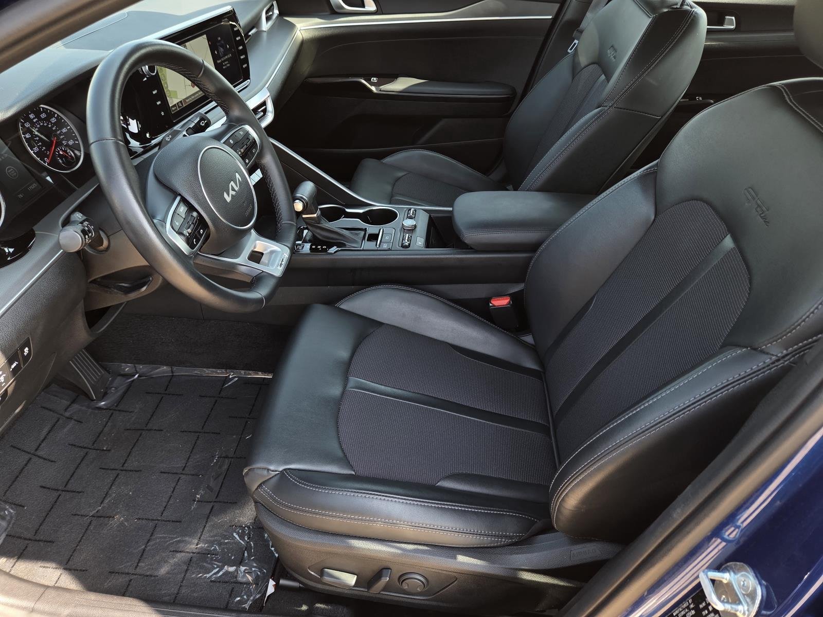 Used 2024 Sapphire Blue Kia GT-Line image 29