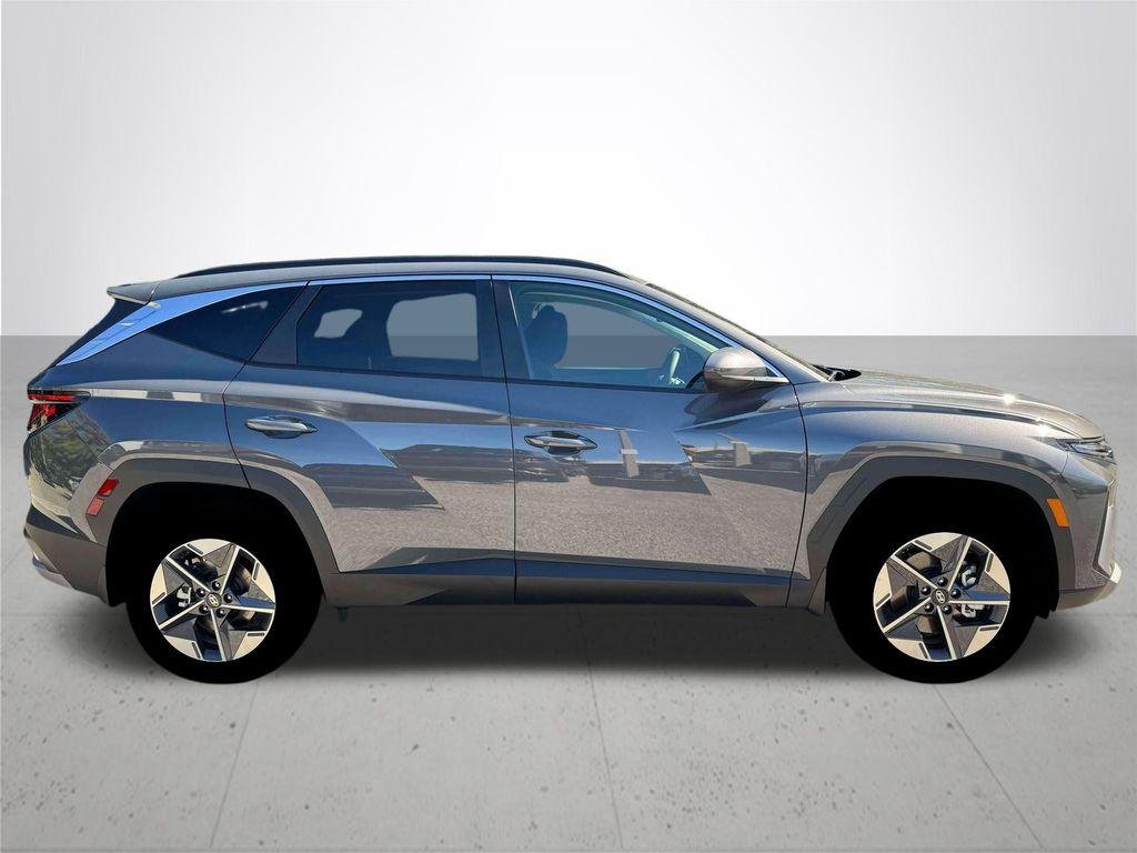 New 2026 Gray Hyundai SEL image 9