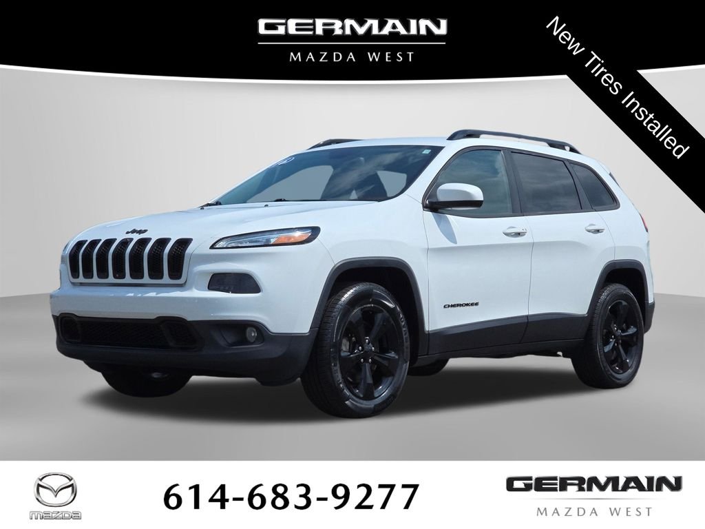 Used 2016 White Jeep Latitude image 1
