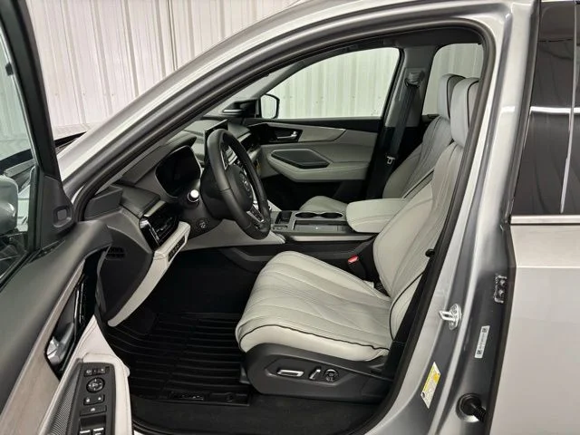New 2026 Solar Silver Metallic Acura Advance Package image 2