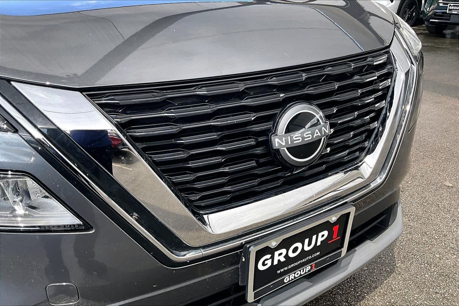 Certified Used 2022 Gun Metallic Nissan SV image 29
