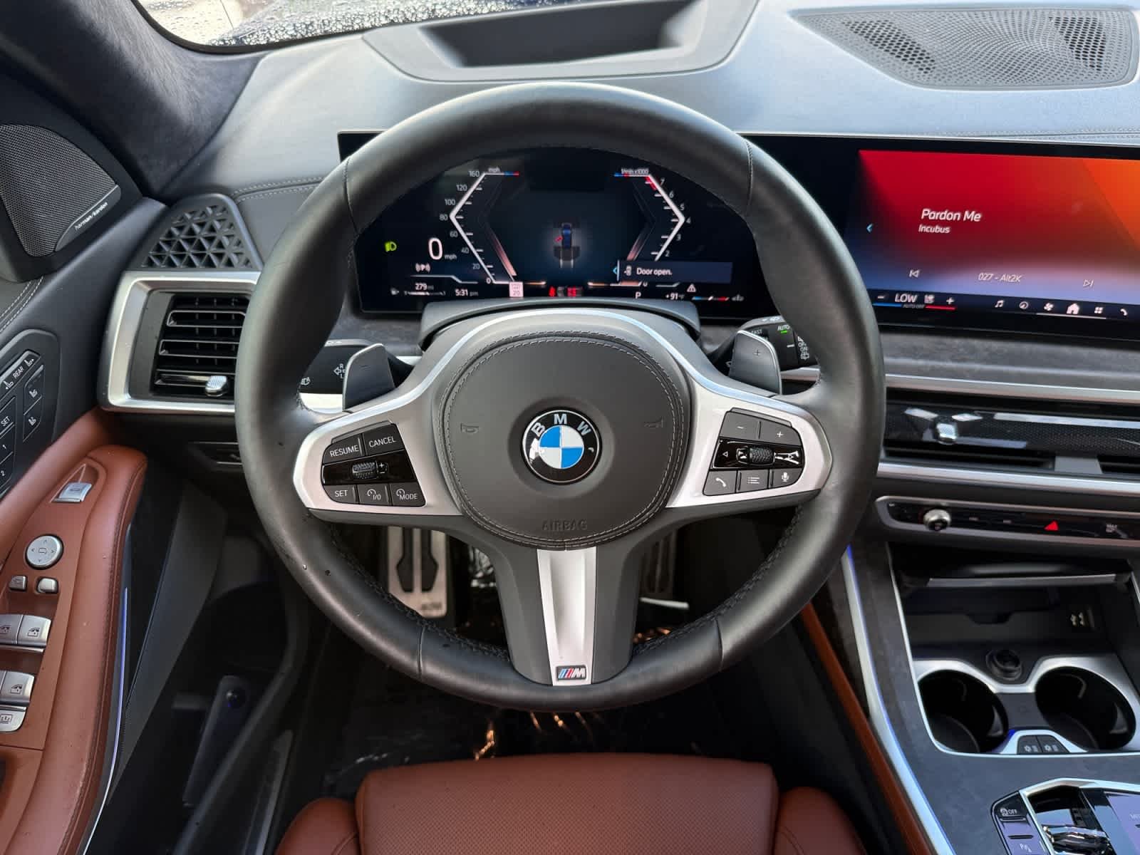 Used 2024 Black Sapphire Metallic BMW xDrive40i image 14