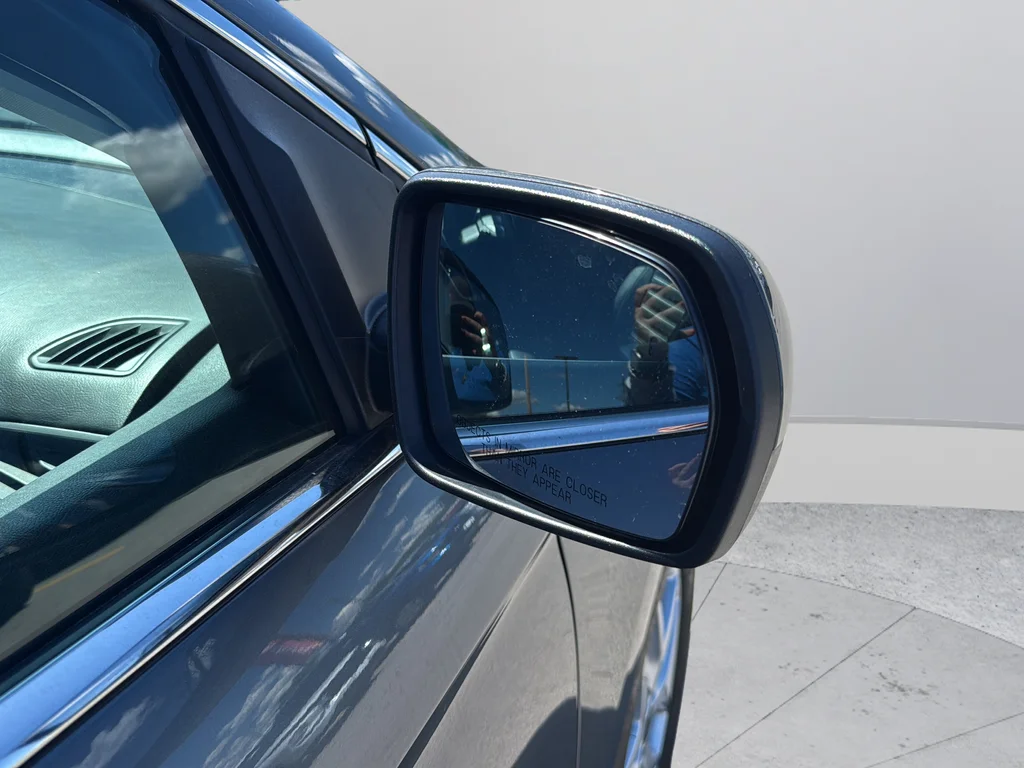 Used 2024 Gray Ford SEL image 31