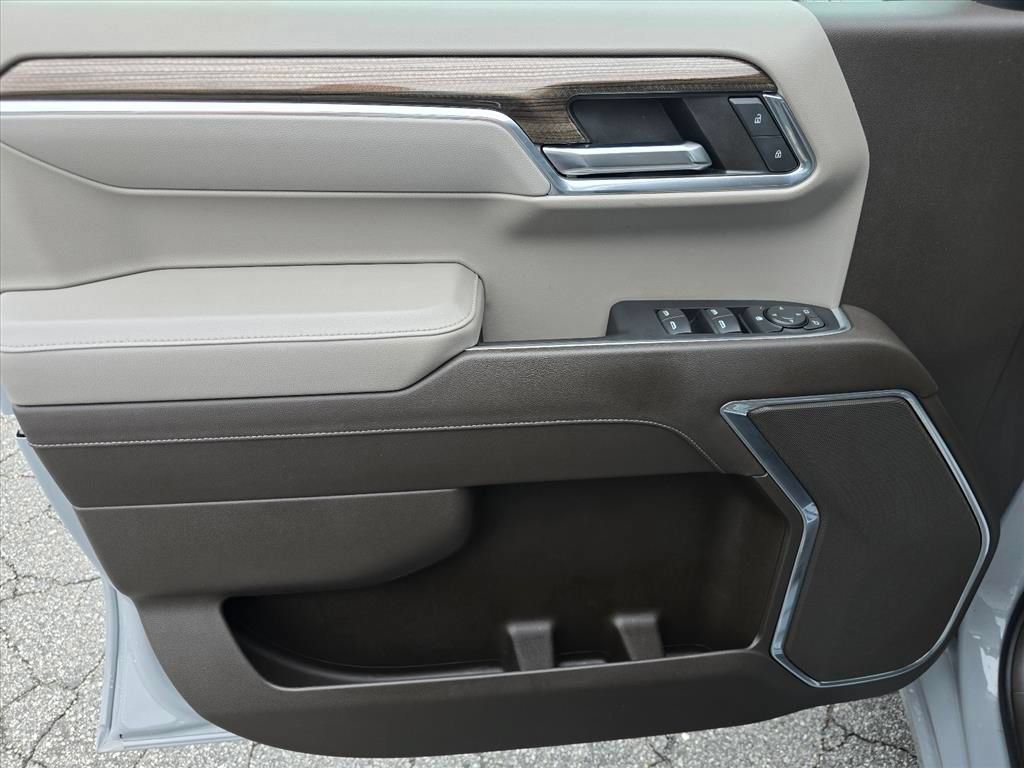 Used 2024 Slate Gray Metallic Chevrolet RST image 9