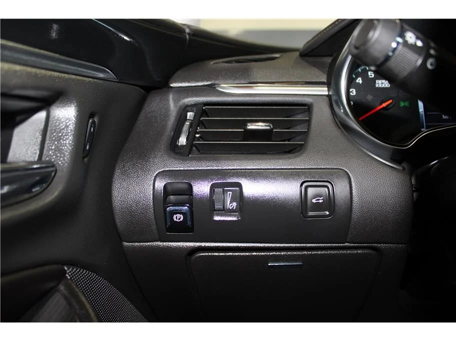 Used 2019 Mosaic Black Metallic Chevrolet LT image 29