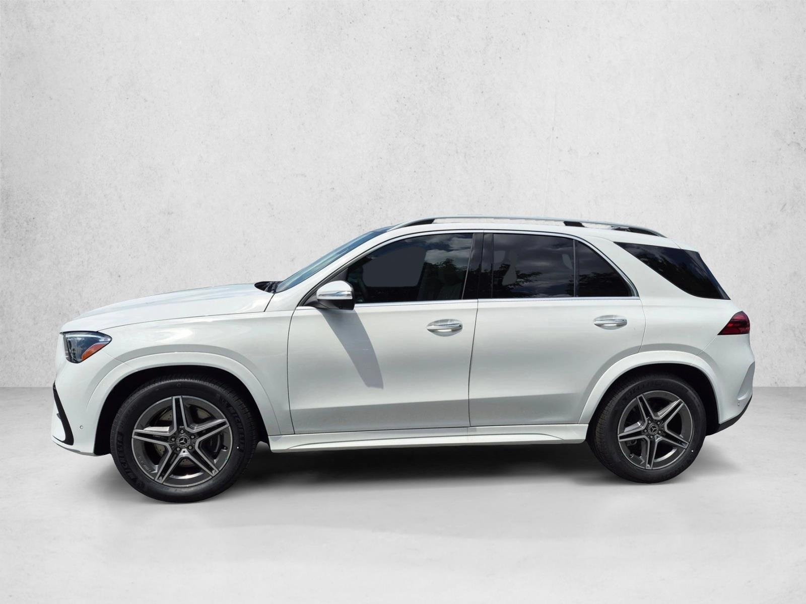 New 2026 Polar White Mercedes-Benz GLE450 image 5