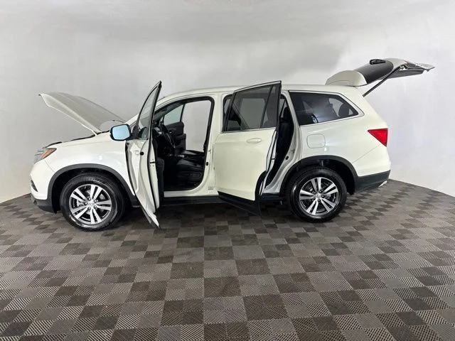 Used 2018 White Honda EX-L image 12