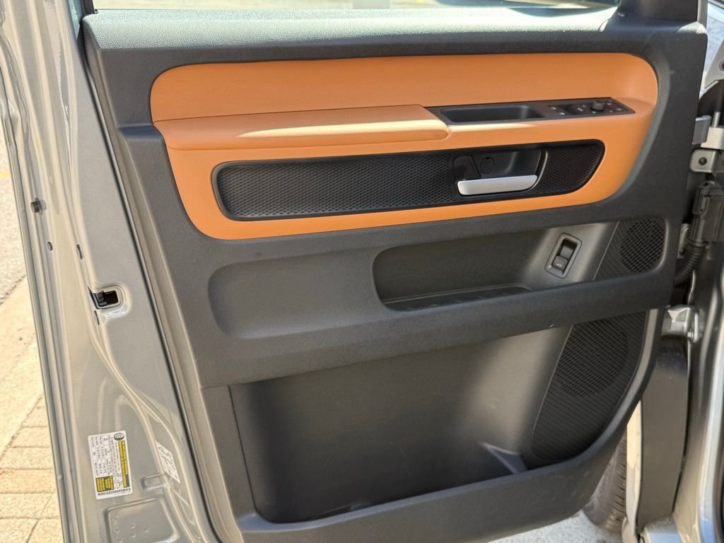 2025 Volkswagen ID. Buzz Pro S - Photo 8