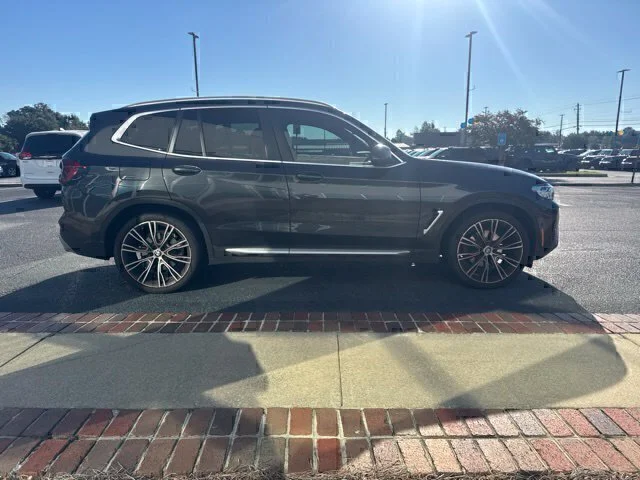 Used 2024 Gray BMW sDrive30i image 5