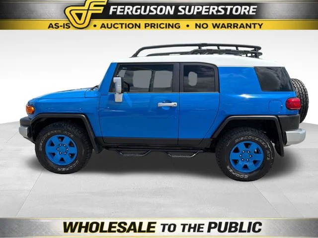 Used 2007 White Toyota Base image 4