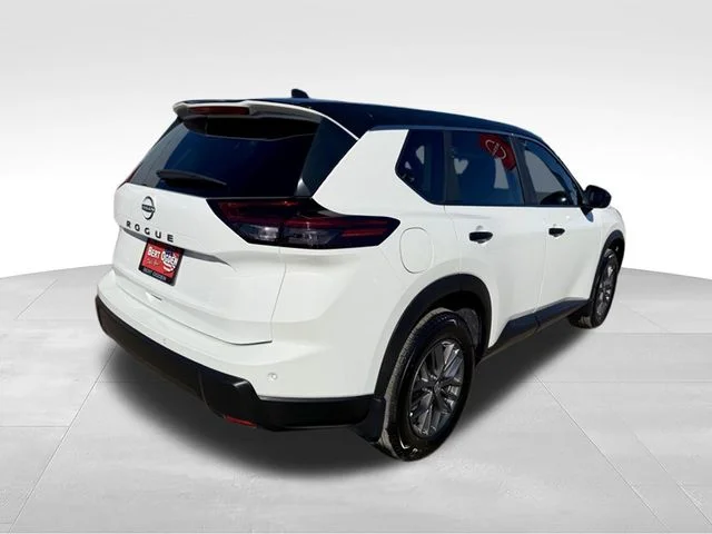 Used 2025 White Nissan S image 8