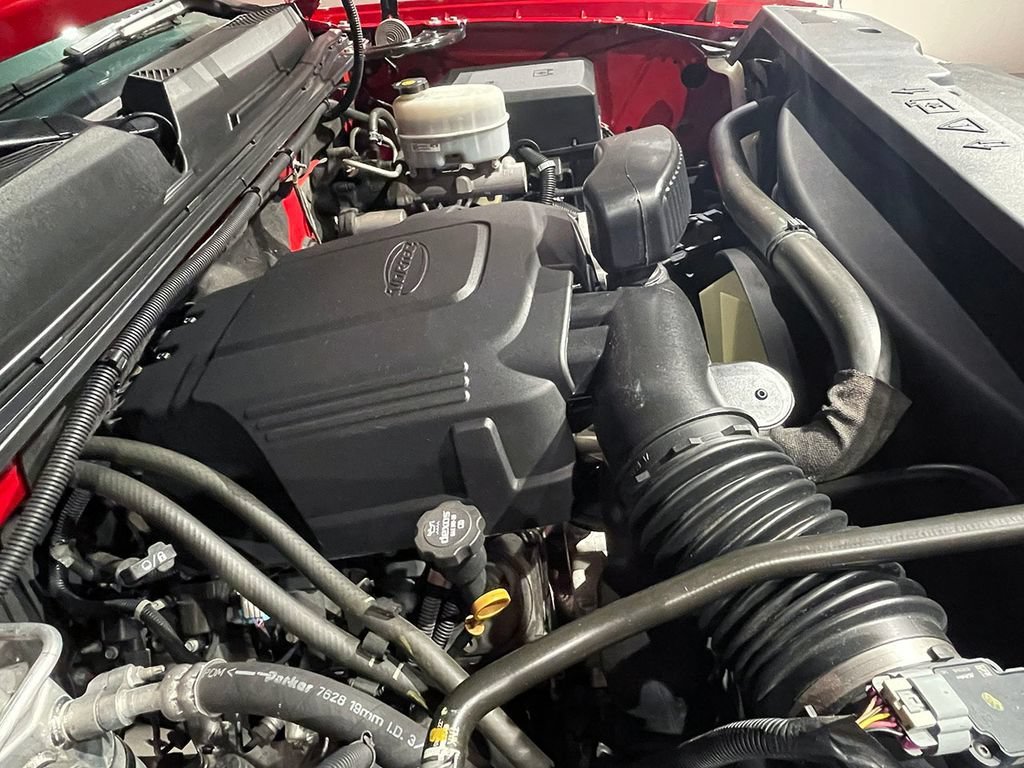 Used 2011 FIRE RED GMC SLE image 23