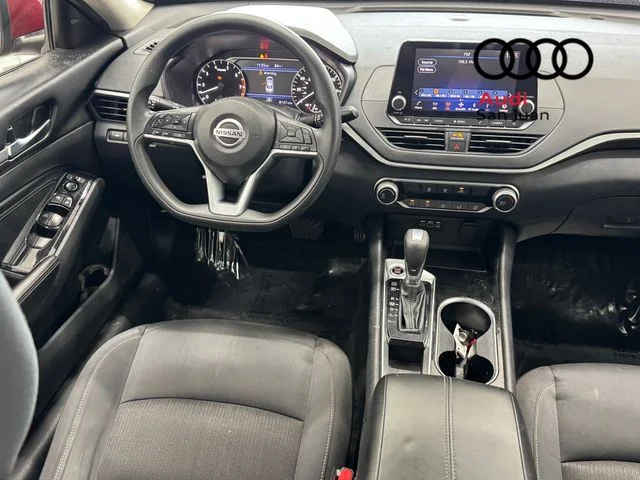 Used 2021 Red Nissan 2.5 SV image 27