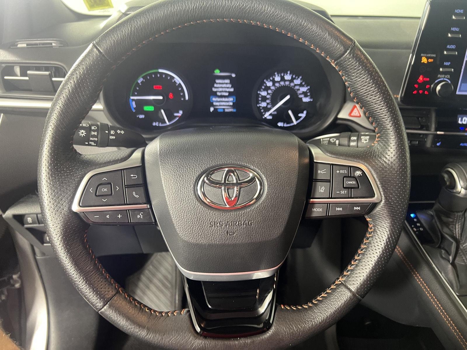 Used 2021 Gy Toyota XSE image 10