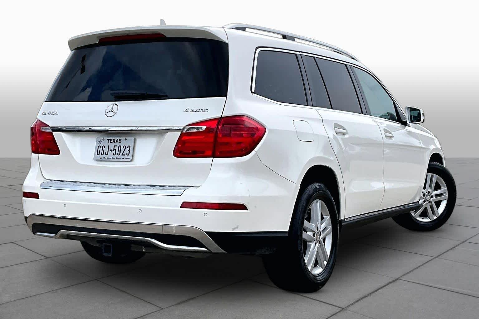 Used 2015 Diamond White Metallic Mercedes-Benz GL 450 image 13