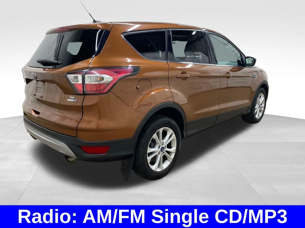 Used 2017 Red Ford SE image 4