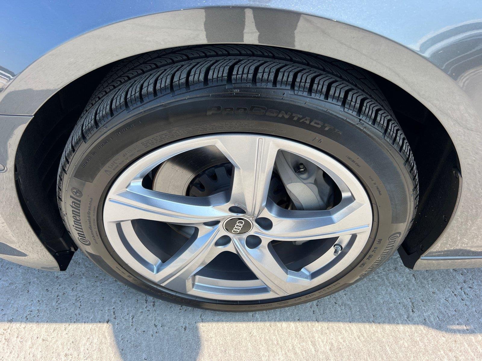 Used 2025 Daytona Gray Pearl Effect Audi Prestige image 11