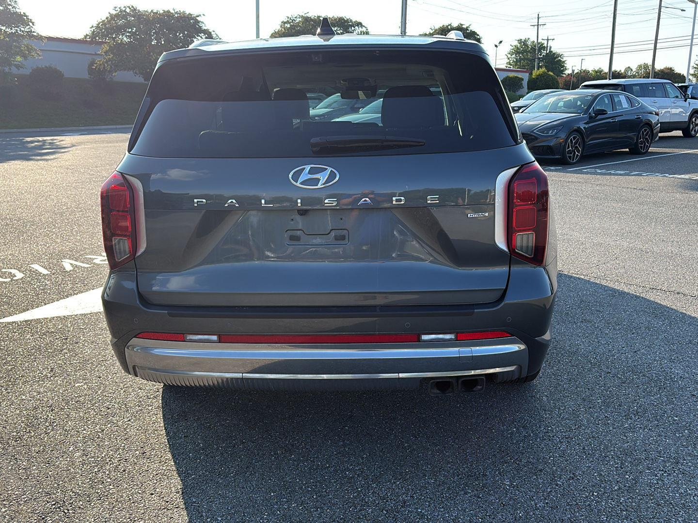 Certified Used 2023 Steel Graphite Hyundai Calligraphy image 6