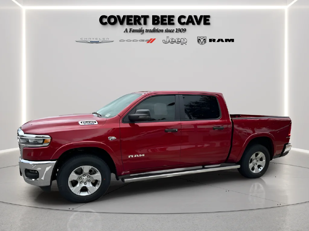 New 2026 Molten Red Pearl-Coat Exterior Paint RAM Big Horn/Lone Star image 5