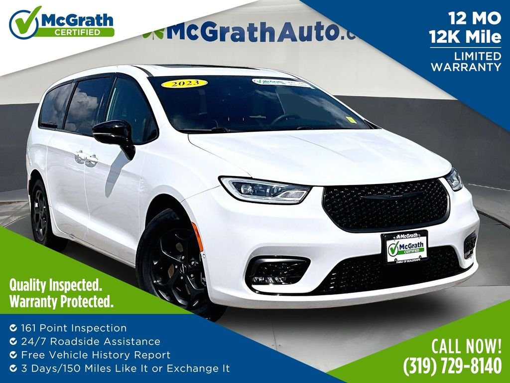 Used 2023 White Chrysler Limited image 1