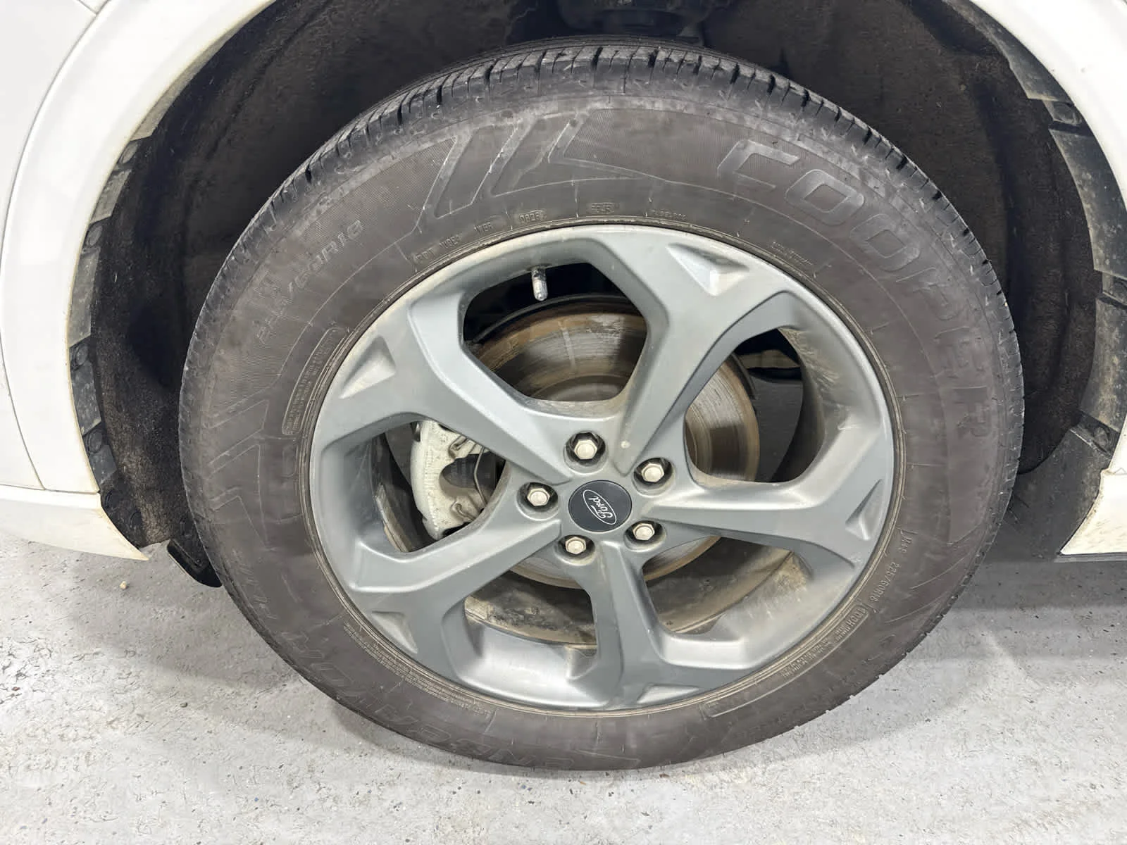 Used 2023 Whi/white Ford ST-Line image 9