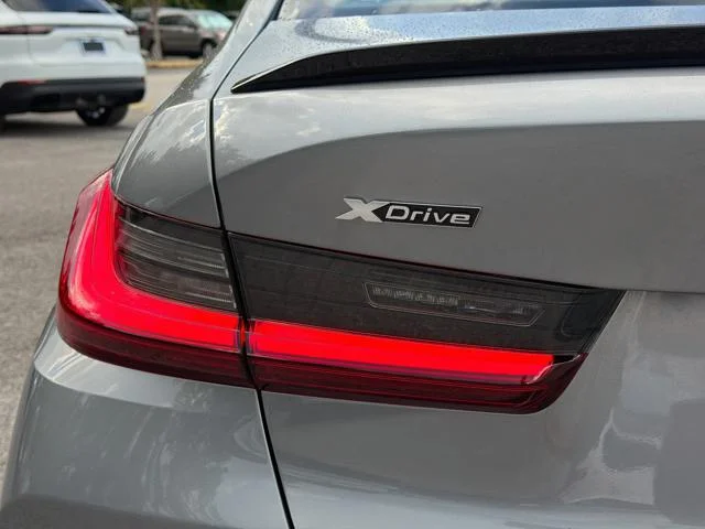 New 2027 Skyscraper Grey Metallic BMW Competition xDrive image 10