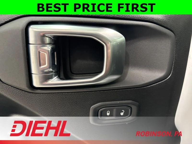 New 2026 Bright White Clear-Coat Exterior Paint Jeep Sport image 19