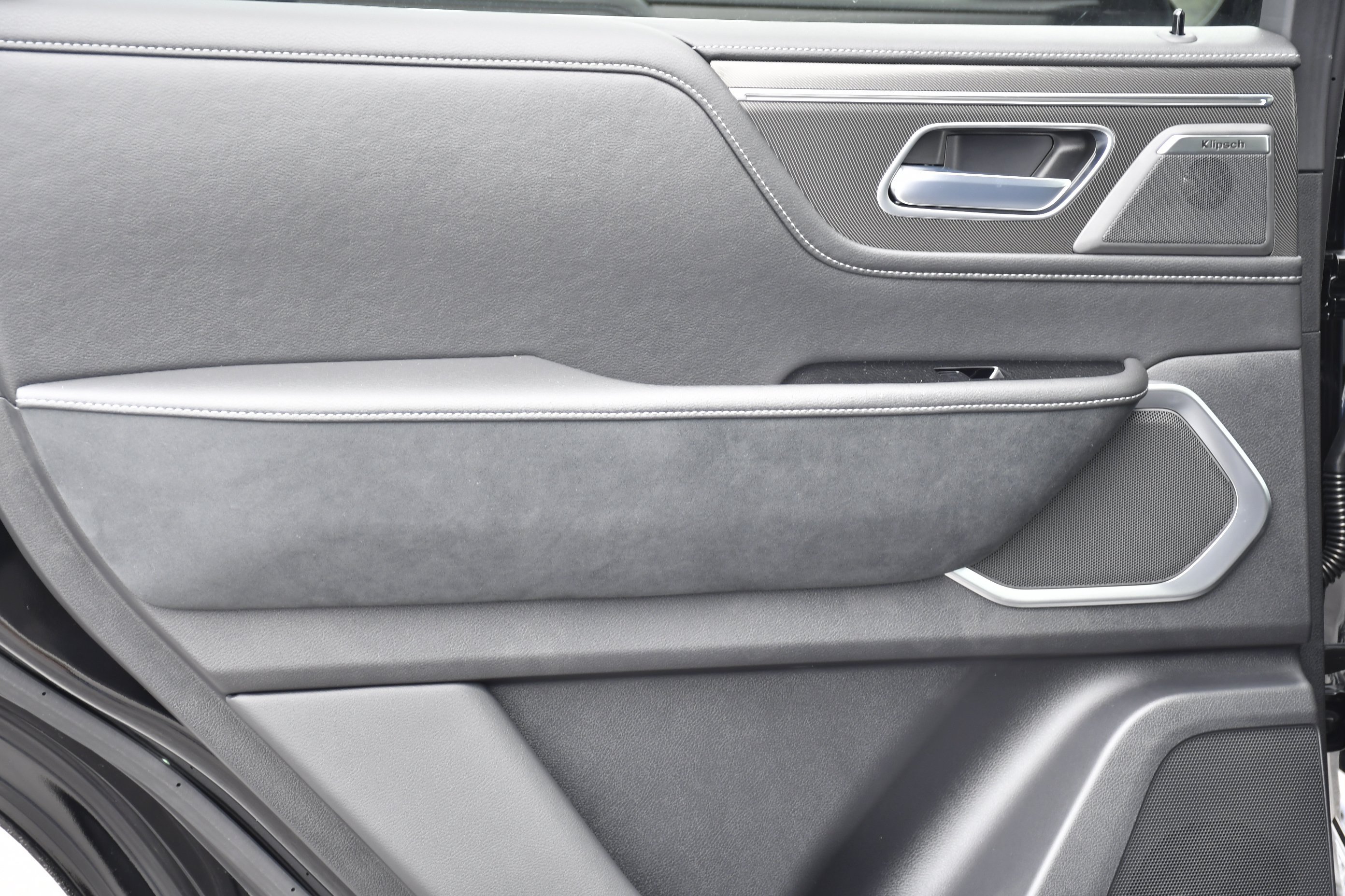 New 2026 BLACK OBSIDIAN INFINITI Luxe 2WD image 30