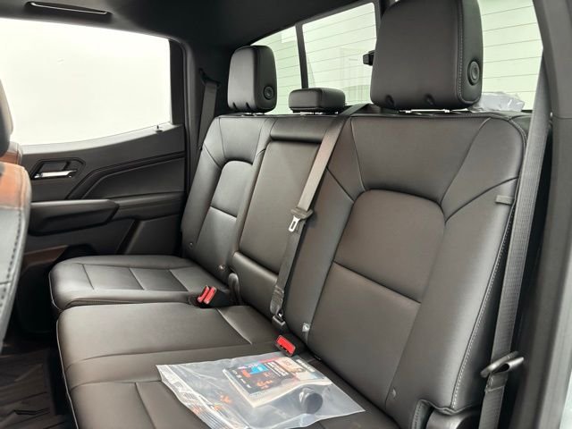 New 2026 Sterling Metallic GMC Elevation image 40
