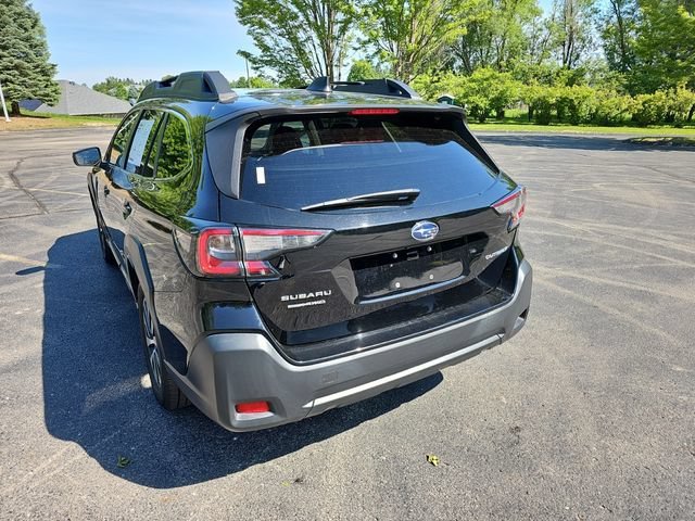 Used 2023 Crystal Black Silica Subaru Premium image 3