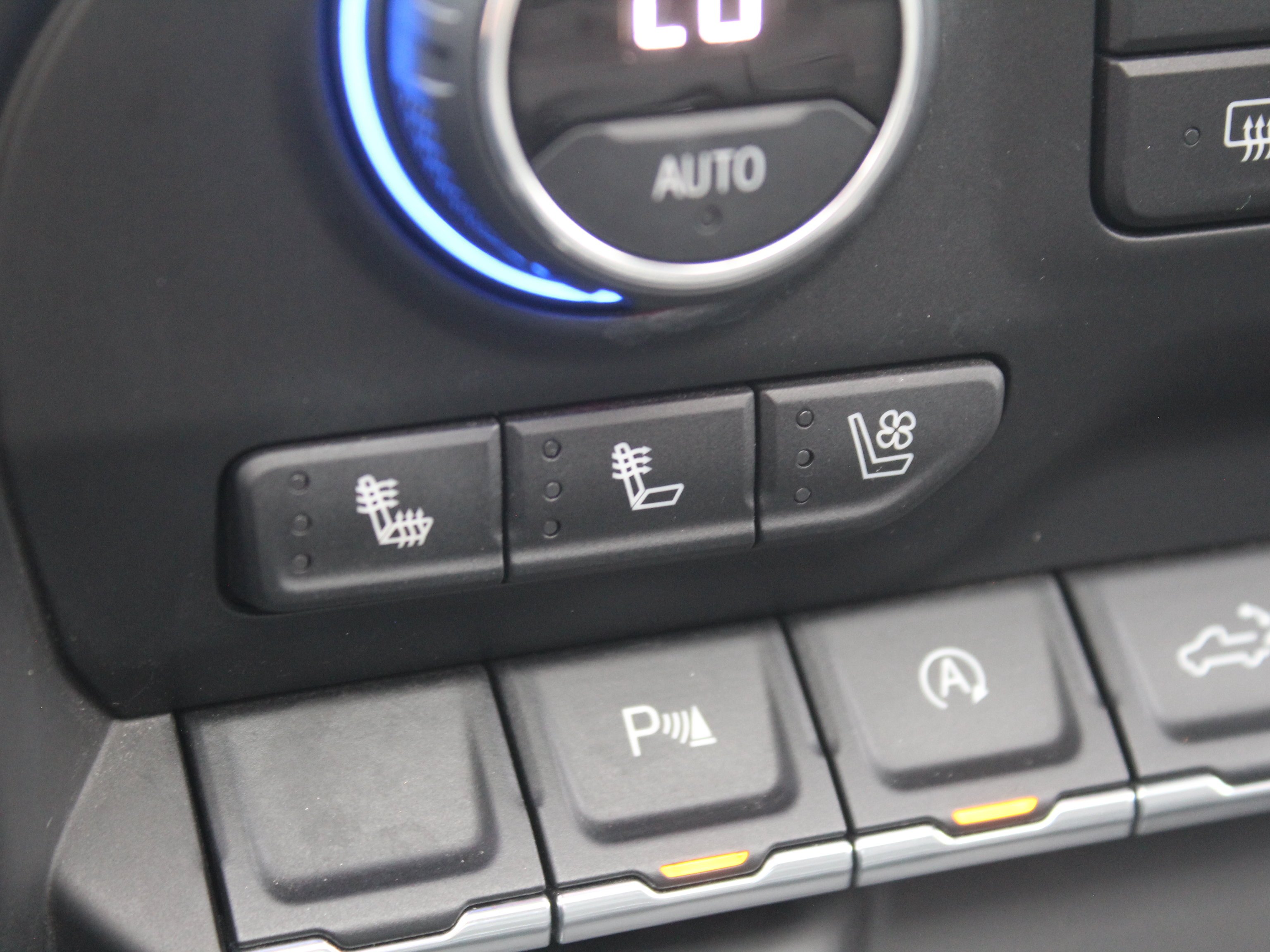 Used 2021 NORTHSKY BLUE METALLIC Chevrolet LTZ image 20