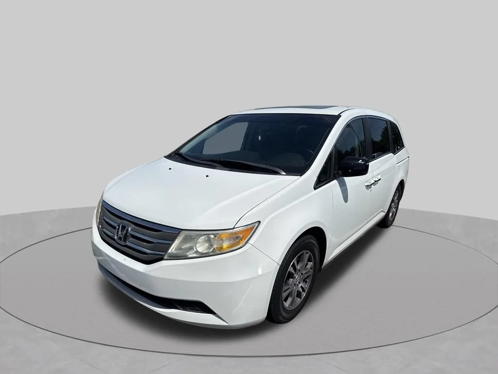 Used 2011 White Honda EX-L image 9