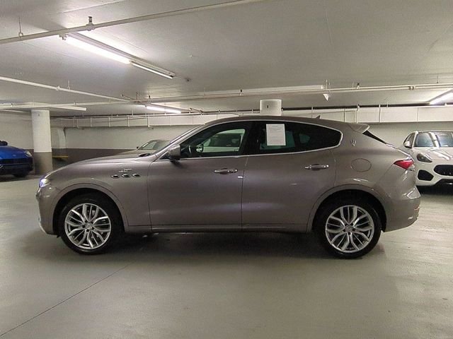 Used 2022 Grigio Metallic Maserati GT image 4