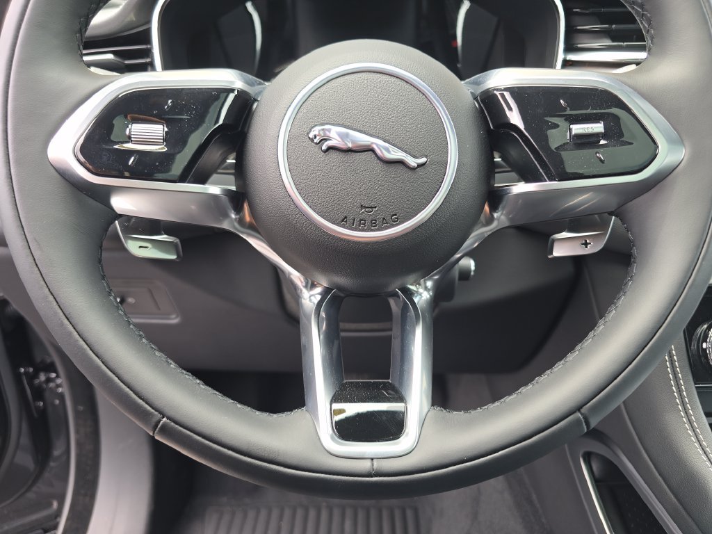2026 Jaguar F-Pace R-Dynamic S - Photo 32