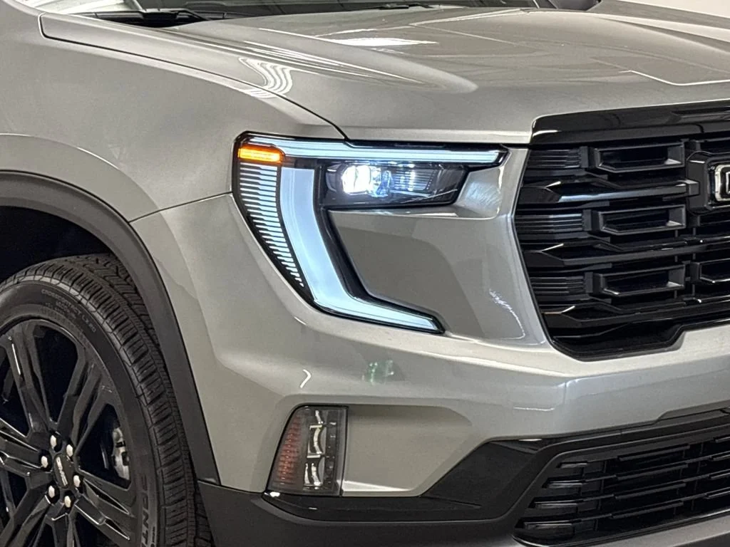 2026 GMC Acadia Elevation - Photo 4