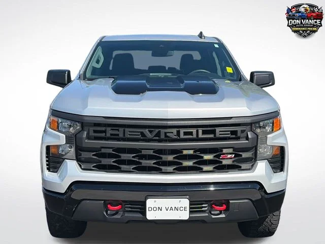 Used 2022 Silver Chevrolet Custom Trail Boss image 8