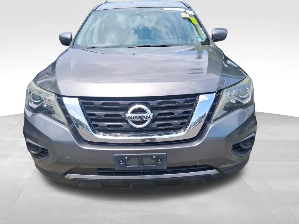 Used 2019 Gray Nissan S image 13