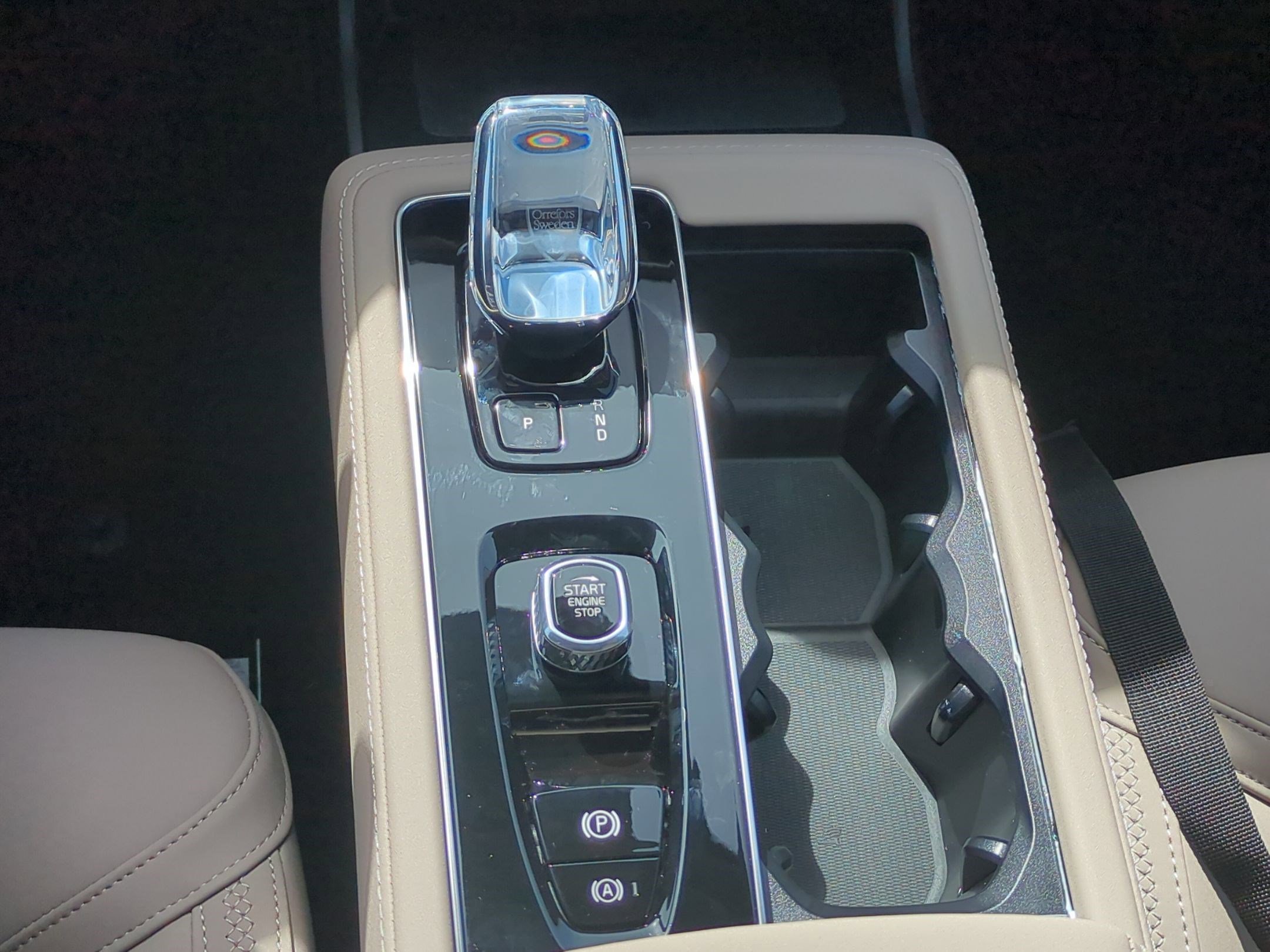 2026 Volvo XC90 Plus - Photo 14