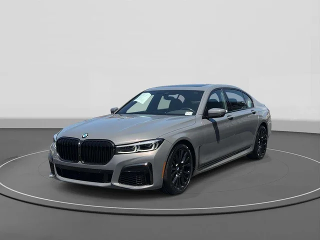 2022 BMW 7 series 740i