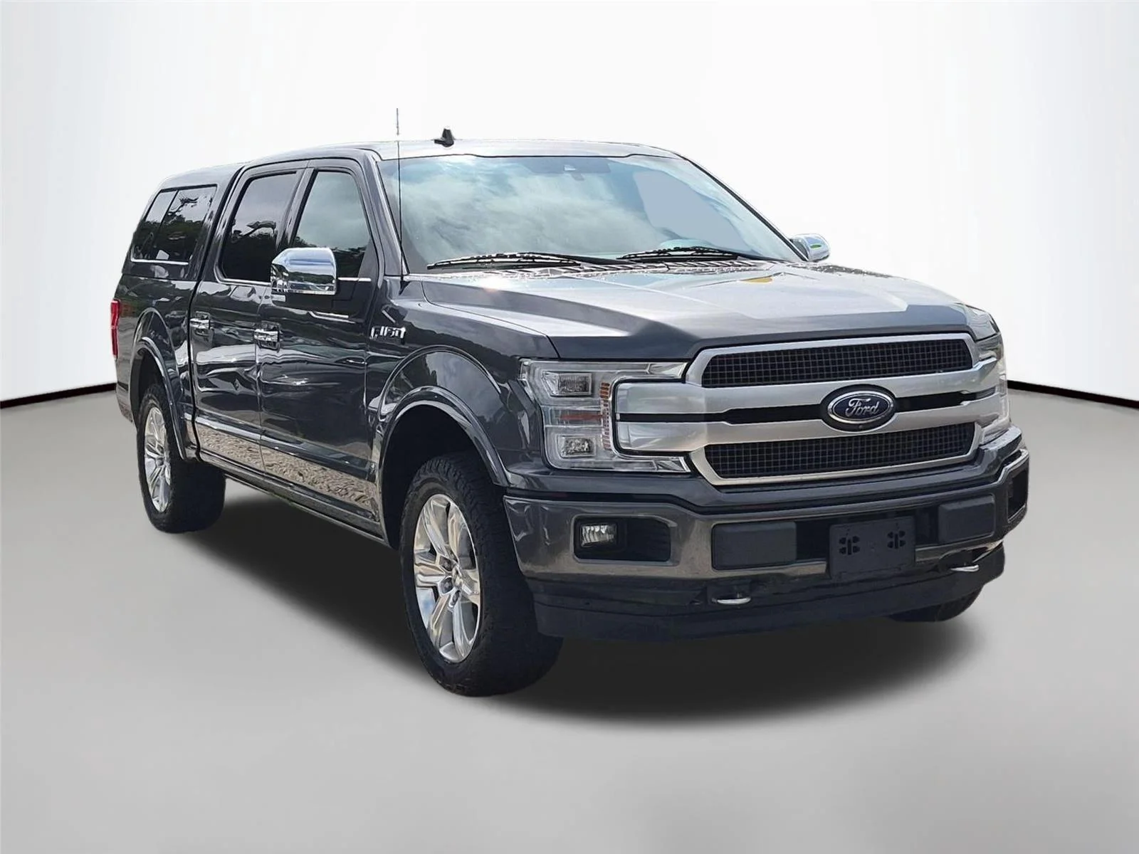 Used 2020 Magnetic Metallic Ford Platinum image 7